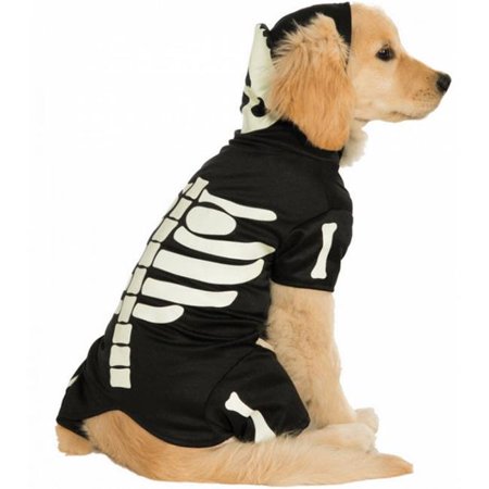  How does a spooky costume still look cute on a pet?