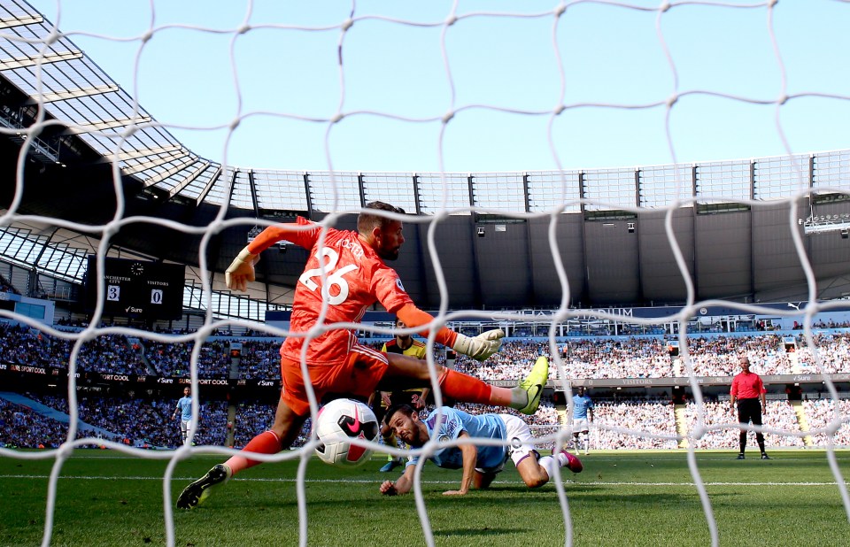  Poor Ben Foster must have been wondering what hit him as he watched the team in front of him crumble