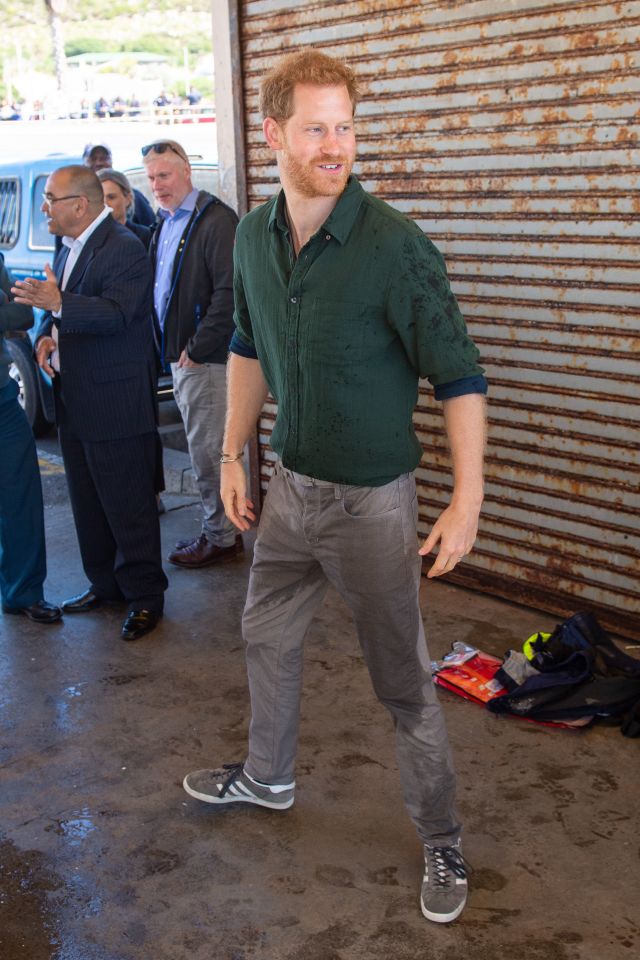  Prince Harry was soaked with water after joining the boat trip