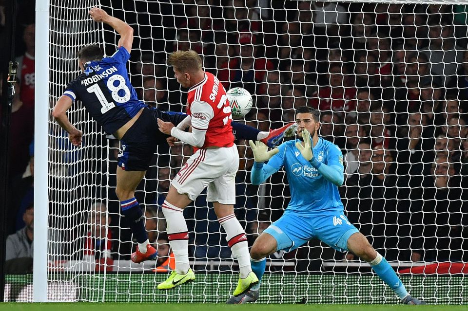  This was how Emile Smith Rowe collapsed to the turf and left on a stretcher