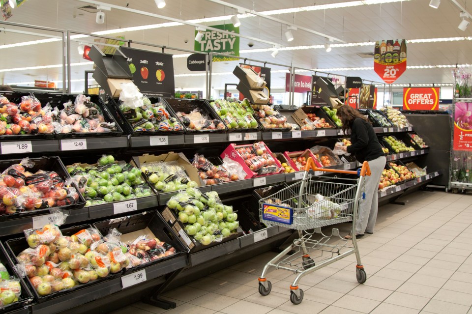  Sainsbury's will removed plastic bags from fruit and veg aisles next week