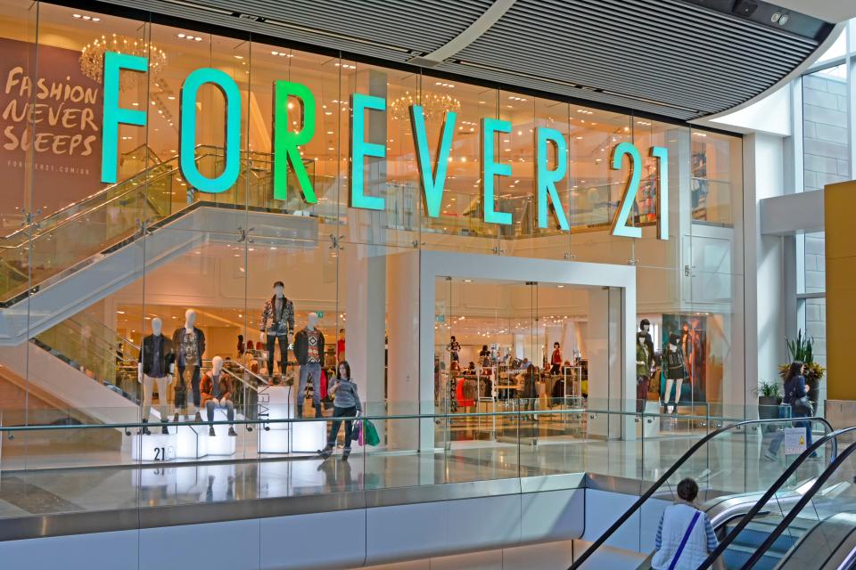  Forever 21 has more than 800 stores across the world