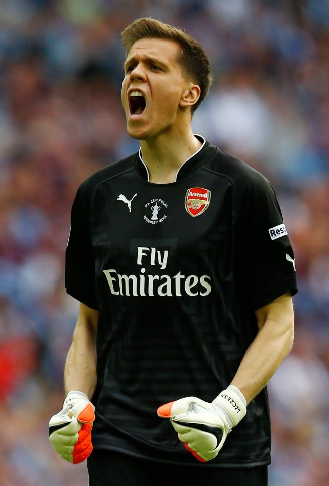  Arsene Wenger grew tired of Wojciech Szczesny's antics and he moved to Italy