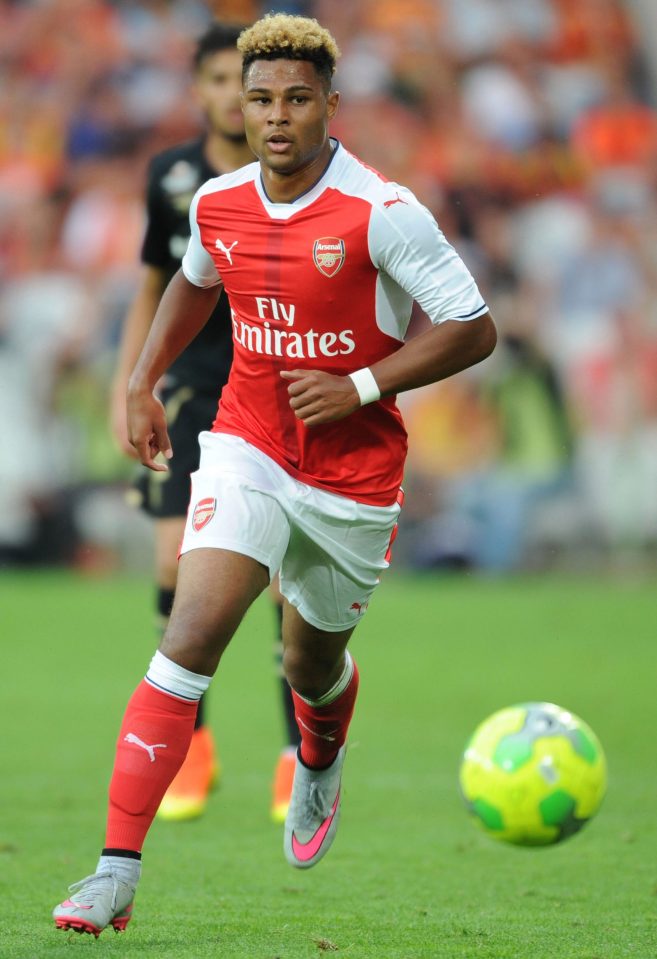  Mesut Ozil described Gnabry as the best player he ever played with