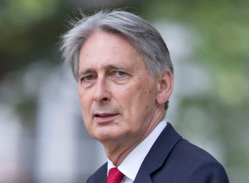  Philip Hammond is quitting as an MP