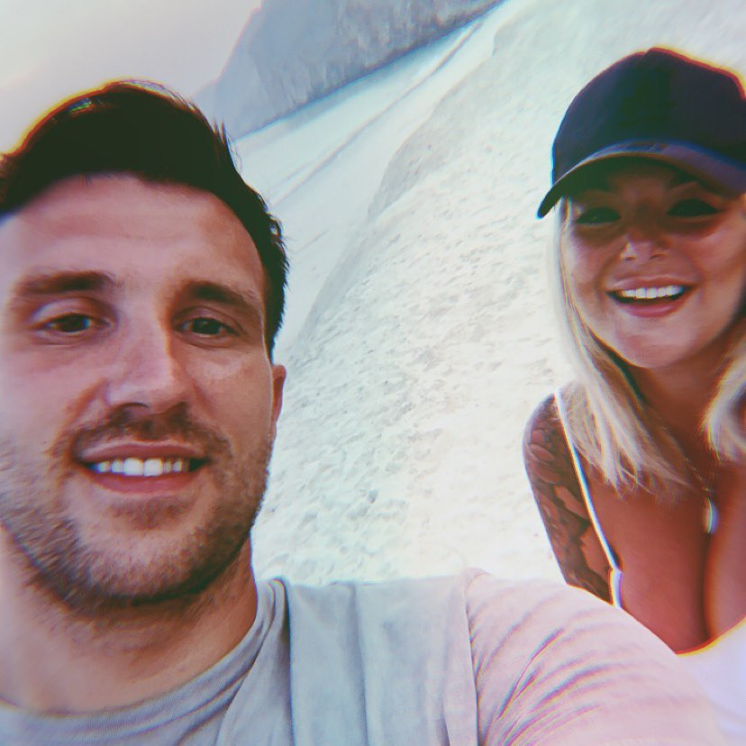  Sheridan is on a cruise ship with her fiance Jamie Horn - who she met on Tinder