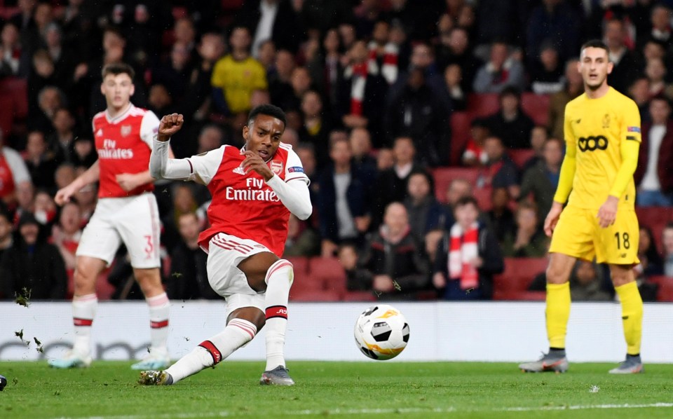  Joe Willock in action for Arsenal in the Europa League