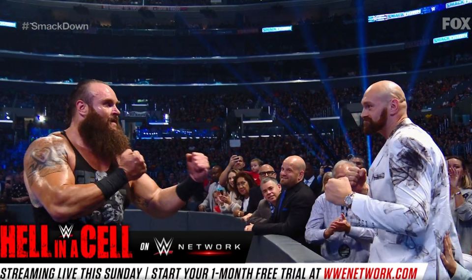  Tyson Fury made a shock appearance at SmackDown as he confronted Braun Strowman ringside