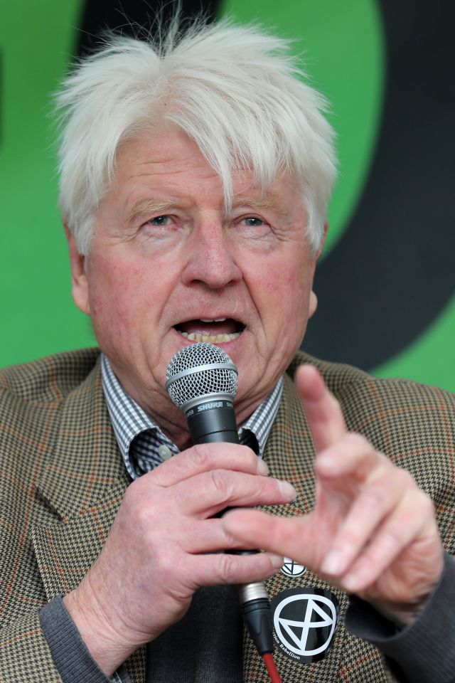  Boris Johnson's dad, Stanley, addresses the crowds on Wednesday