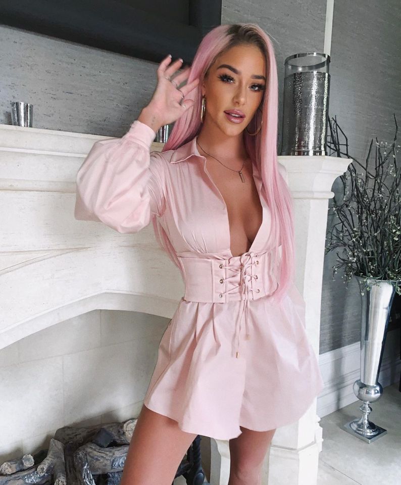  Dawn Ward's daughter Taylor is a top Instagram influencer boasting 225,000 followers