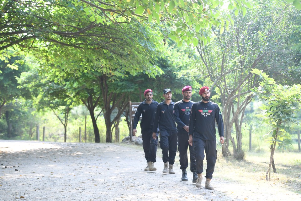  Security in Pakistan prepare for the arrival of the VIPs