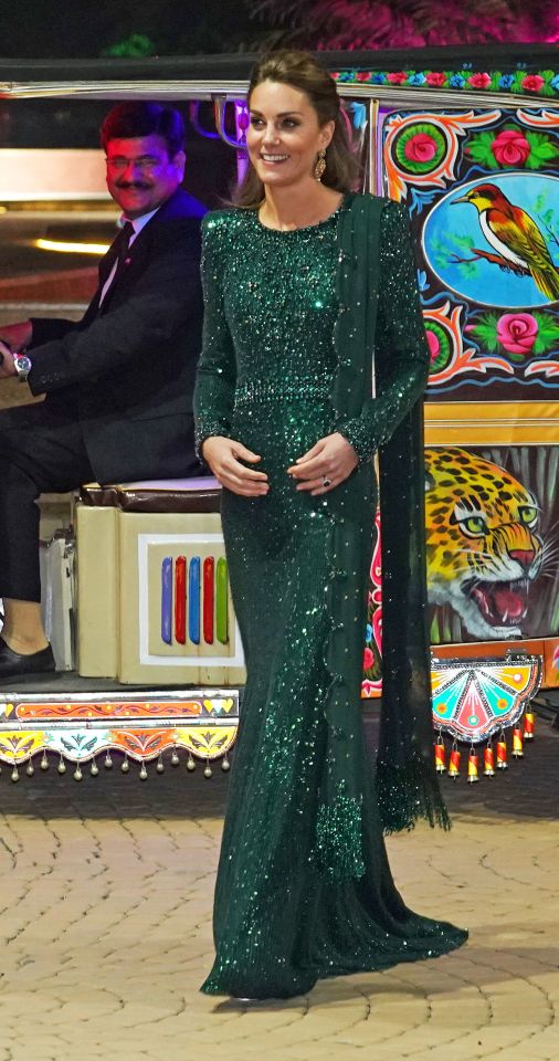  The duchess dazzled with her spectacular dress