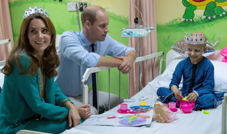 Kate Middleton wore a plastic tiara for a tea party with a cancer patient