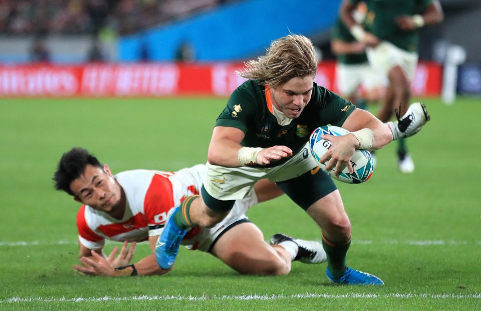  Man of the match Faf de Klerk scored a crucial try to get South Africa through their quarter-final