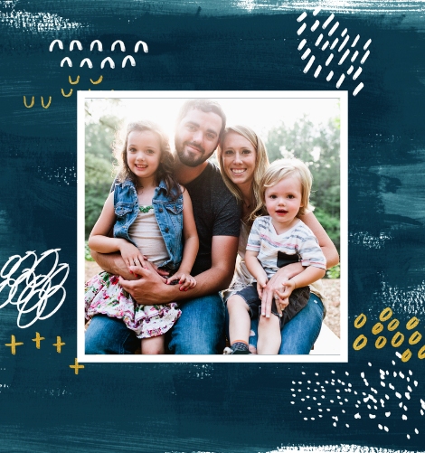  Personalise a family calendar from Snapfish with your own design, text and photos