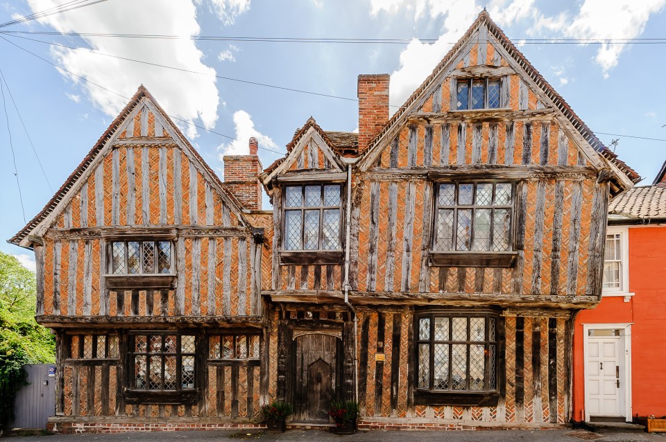  Harry Potter fans can now stay at the house where the wizard was born in the books