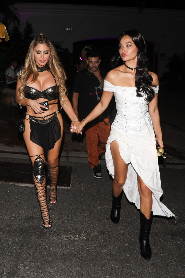  Larsa Pippen and model Jasmine Sanders wore sexy costumes for Paris Hilton's party