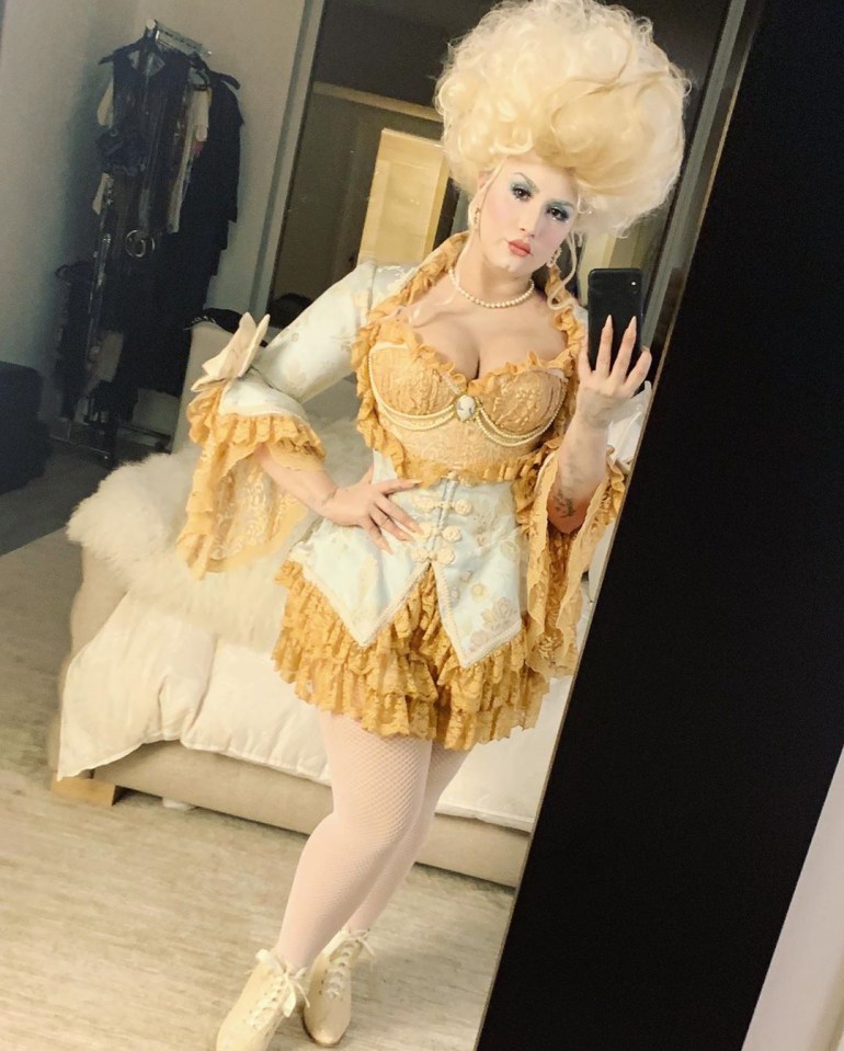  Earlier this week, Demi looked unrecognisable as Marie Marie Antoinette complete with enormous bouffant and wig