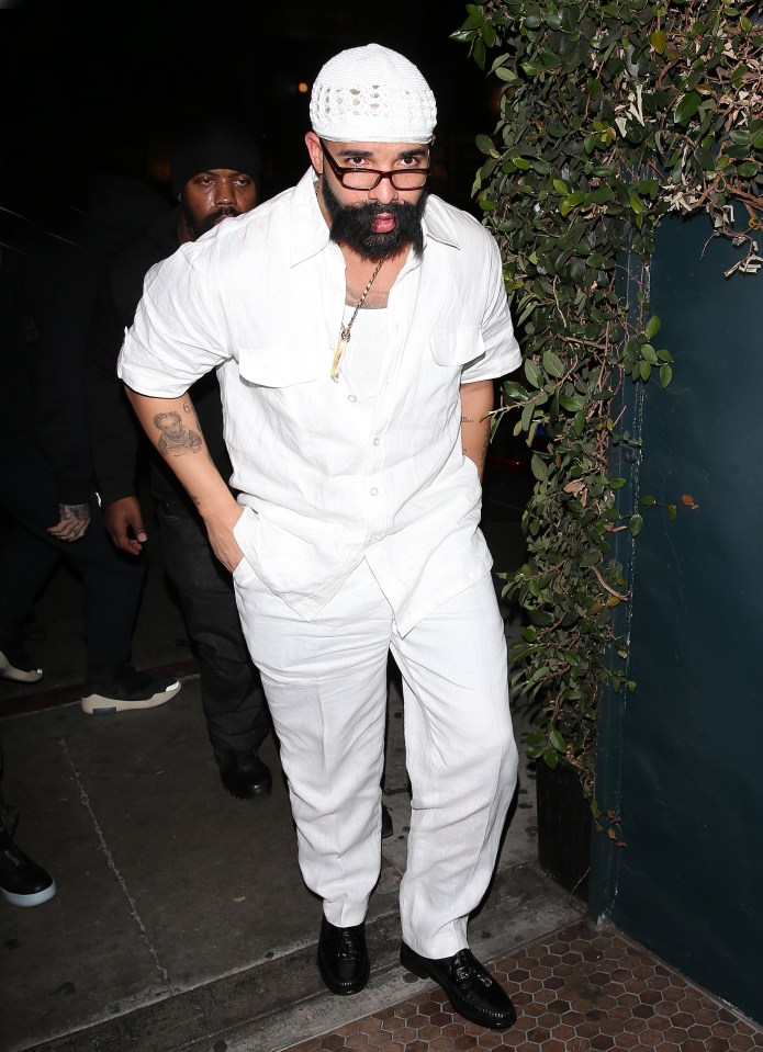  Drake dressed up as his dad for a Halloween bash in LA