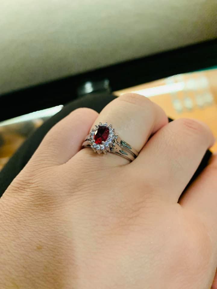 Members of  a Facebook group called the ring “cheap and ugly”