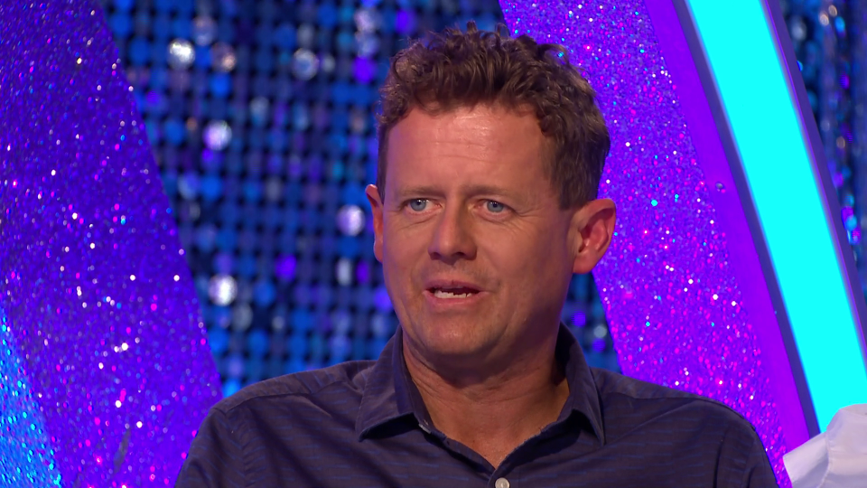  Strictly's Mike Bushell suffered a fake tan fail on tonight's It Takes Two leaving viewers in hysterics