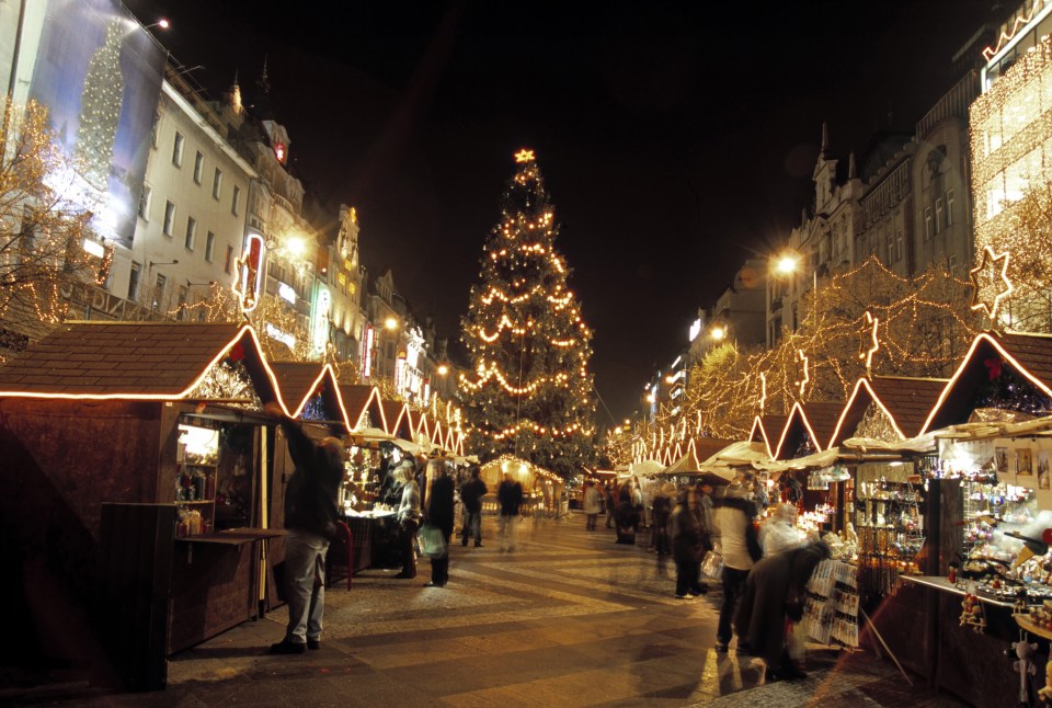  If you're paying a visit to Wenceslas Square Christmas market don't miss out on trying trdelnik