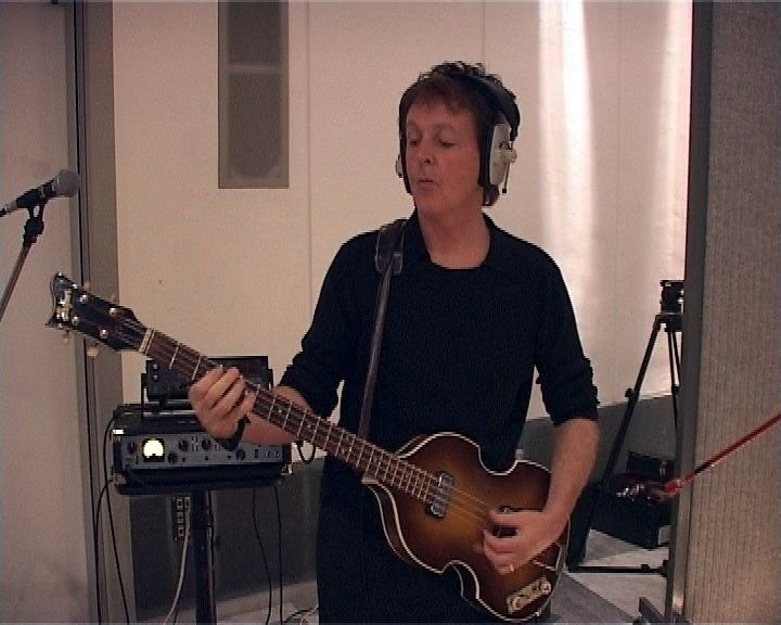  Sir Paul McCartney recording the 20th anniversary remake of Midge Ure and Bob Geldof's 'Do They Know It's Christmas?', 2004