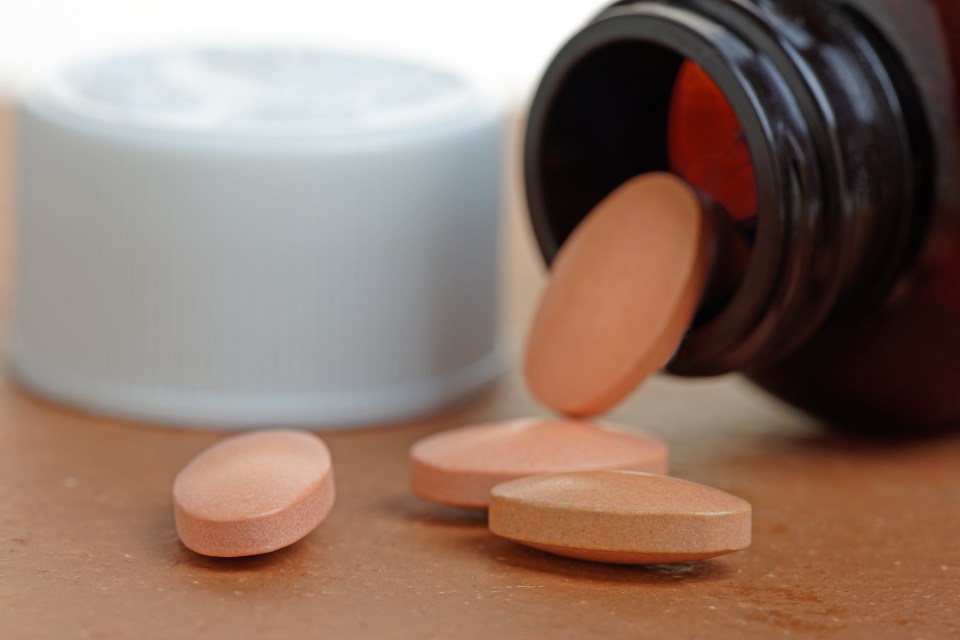  Taking statins 'cuts the risk of deadly prostate cancer by a quarter', study says