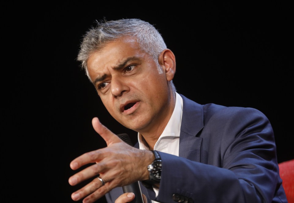  Sadiq Khan has withdrew Uber's licence to operate in London