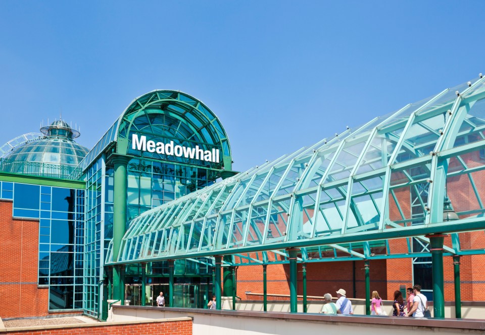 Owners of Meadowhall shopping centre are said to be eyeing up a whopping £750million sale