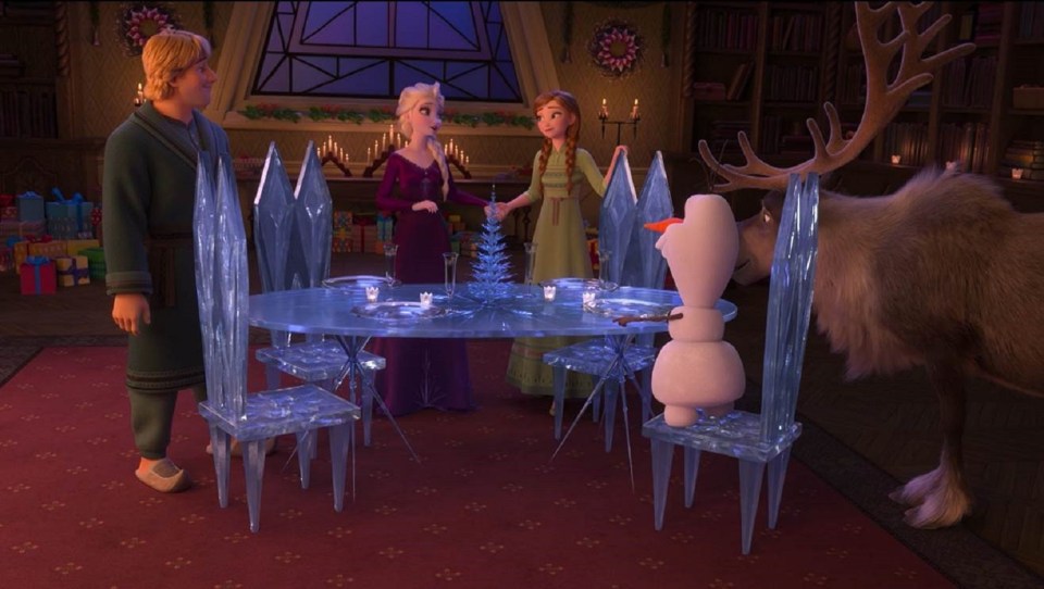 Then we see Elsa and Olaf from Frozen 2 explaining their favourite things about Christmas