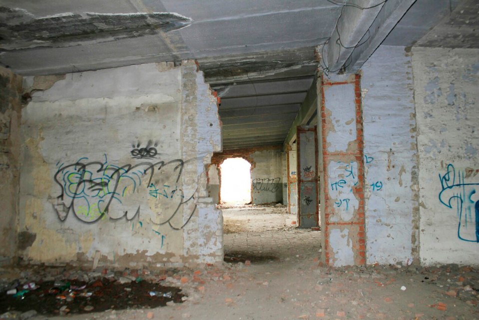  The pair were found dead in this abandoned building