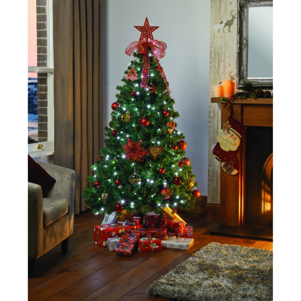  This charming spruce will look lovely covered in baubles