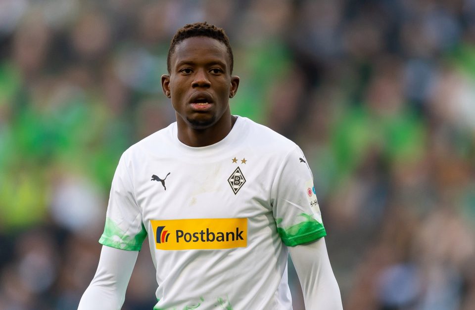  Arsenal want first refusal on midfielder Denis Zakaria