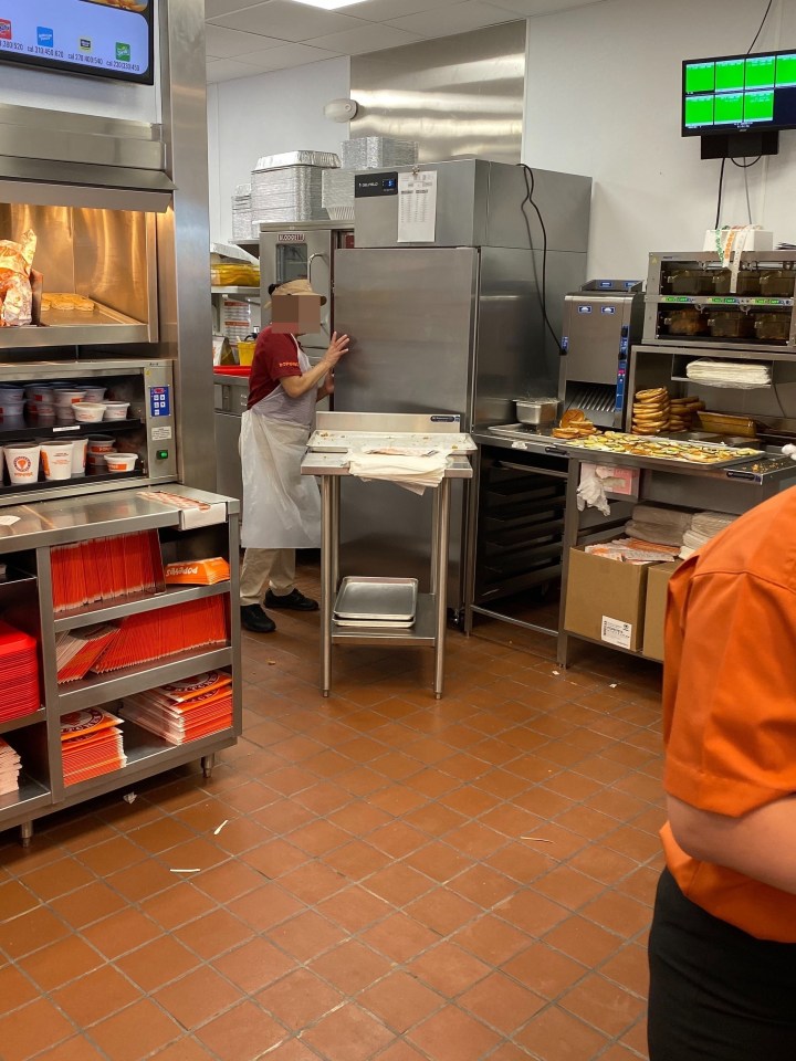  The owner said a new tray had been bought, pictured, to prepare the food