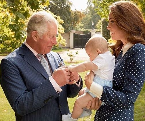 Prince William and Kate Middleton posted a snap of the Prince of Wales with their youngest son Prince Louis at Clarence House