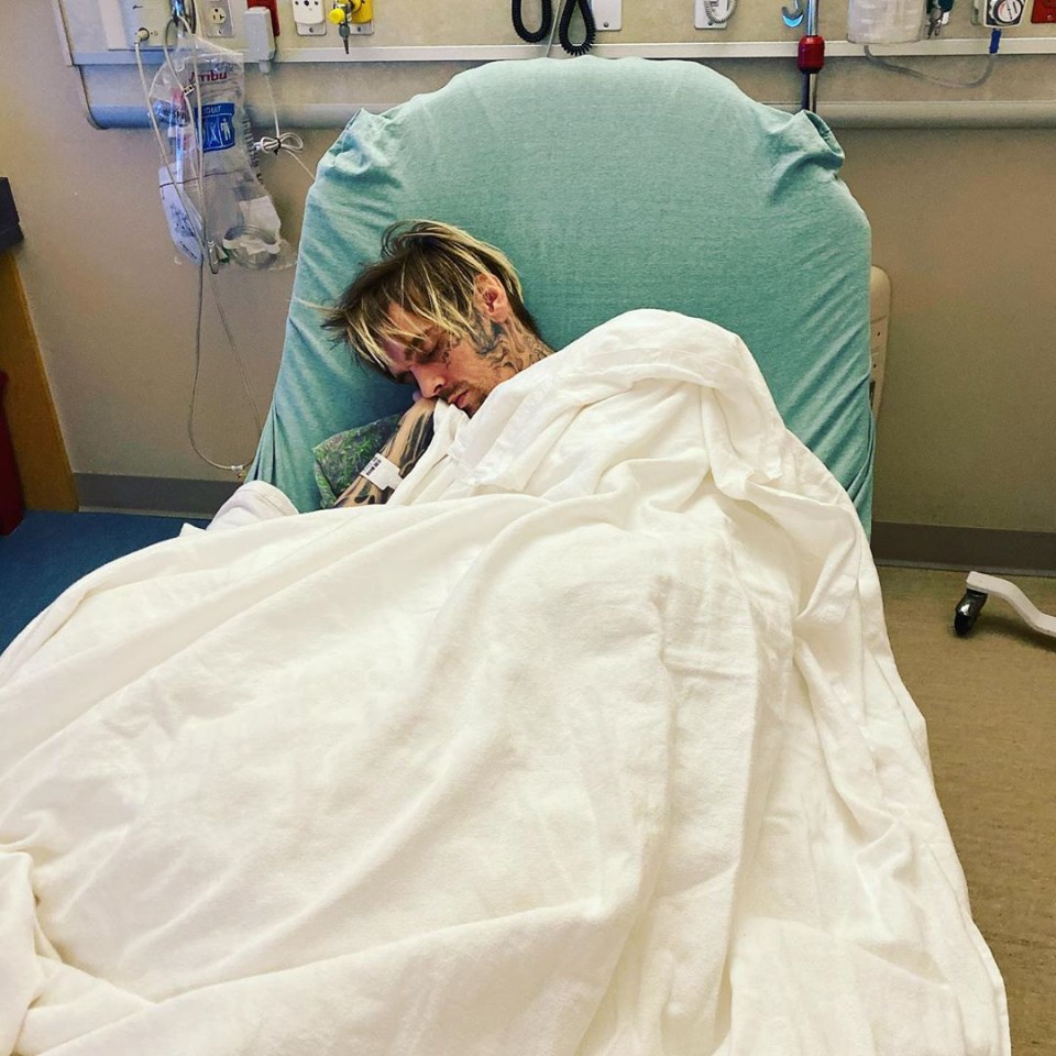  Aaron Carter has worried fans by sharing a picture of himself being treated in hospital on Instagram