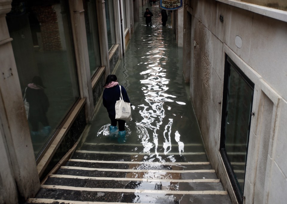  The tide in Venice is reaching exceptional levels just three days after the Italian lagoon city experienced its worst flooding in more than 50 years