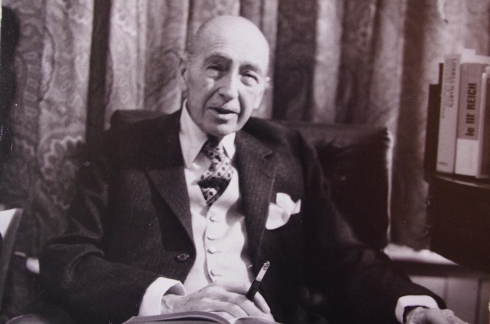  Spanish diplomat Eduardo Propper de Callejon, Helen's Grandfather, used his position to help thousands of Jews escape Occupied France in World War Two