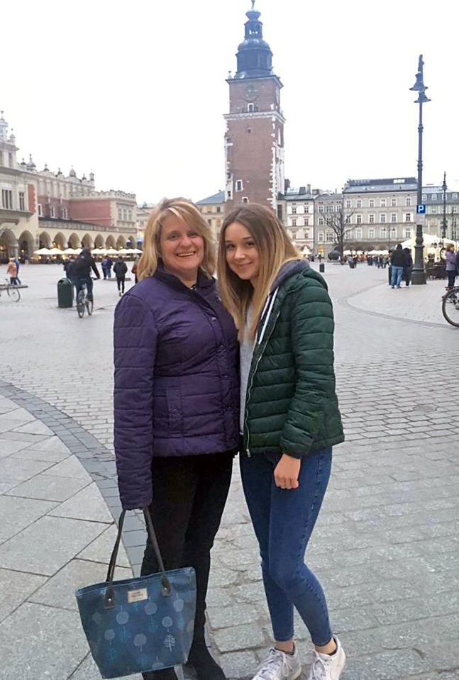  Ellie, snapped with her mum Carole, said kids who kill are 'unforgivable' in an A-Level assignment