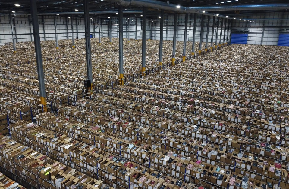  PrettyLittleThing has posted a video of its HUGE warehouse in Sheffield