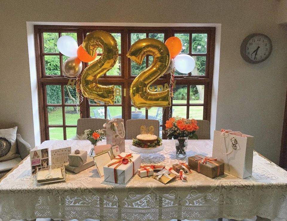  Tilly Keeper's birthday table spread consisted of balloons, cards, presents and cake