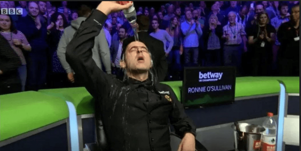 Ronnie O’Sullivan emptied a bottle of water over his head last year