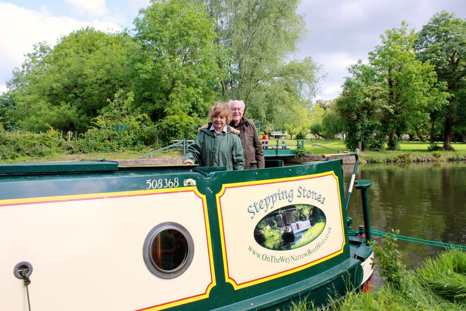  Prunella Scales and Timothy West explore England's waterways in Channel 4’s Great Canal Journeys