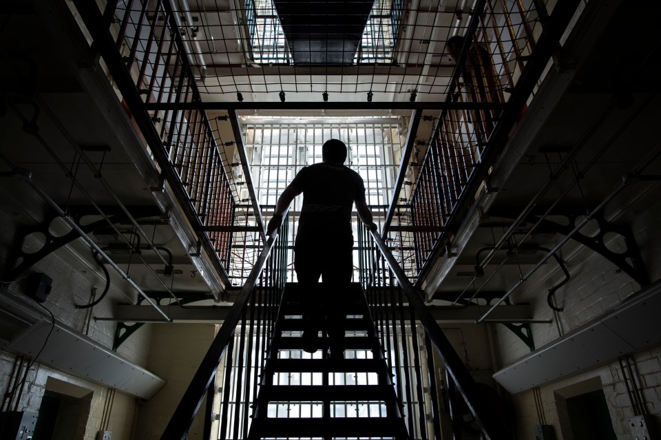  Britain spends £118 per day to keep one prisoner in jail