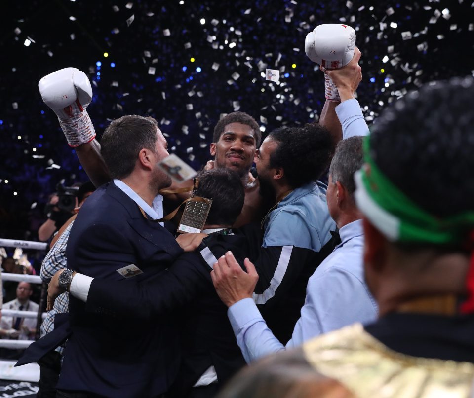  Anthony Joshua reclaimed his heavyweight belts in Saudi Arabia