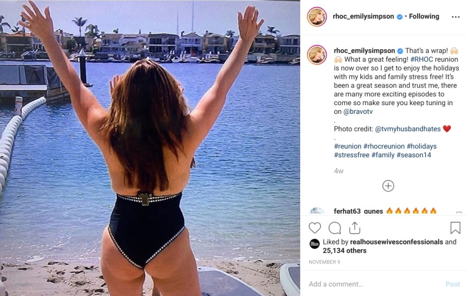 On social media Emily often promotes body confidence