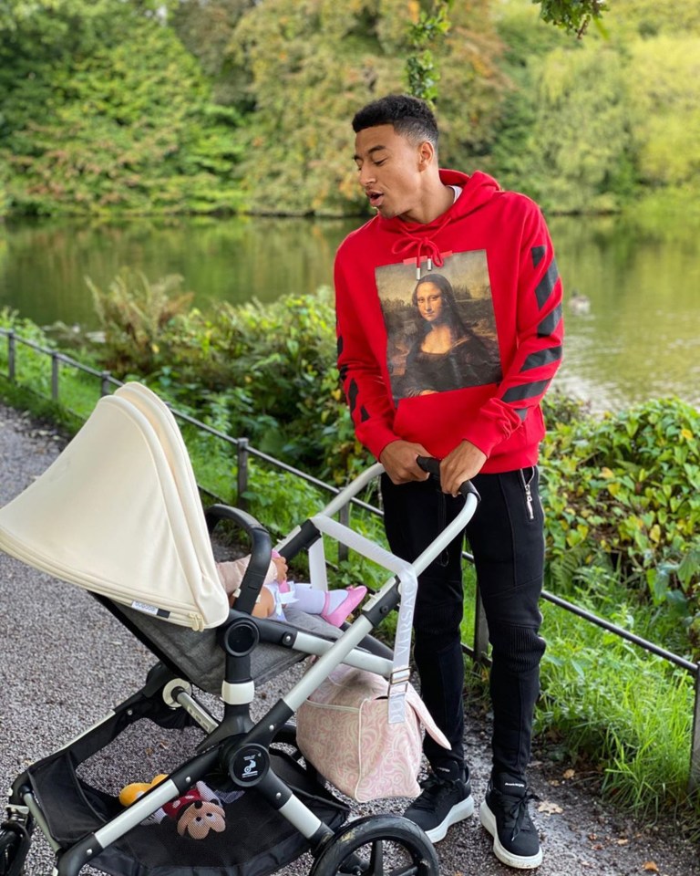  Jesse Lingard has a one-year-old daughter with a fitness model lover