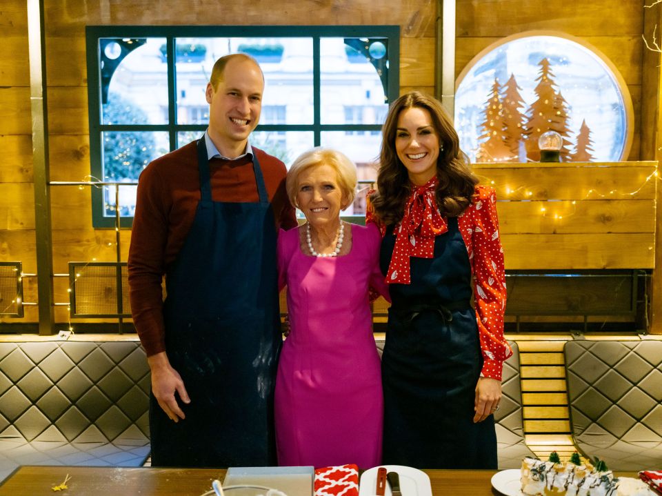  Mary Berry says she shares a strong affinity with Prince William because her son died in a car accident