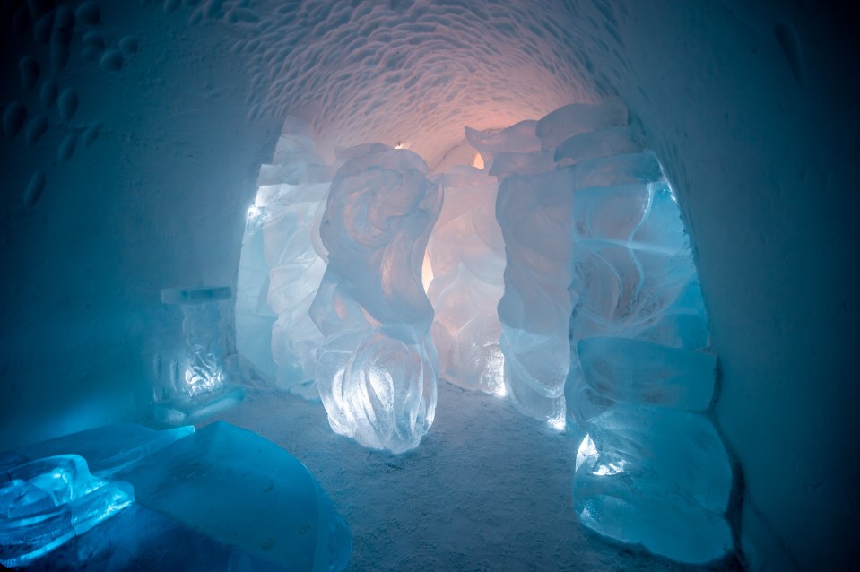 The hotel melts naturally in the spring, returning to Torne River